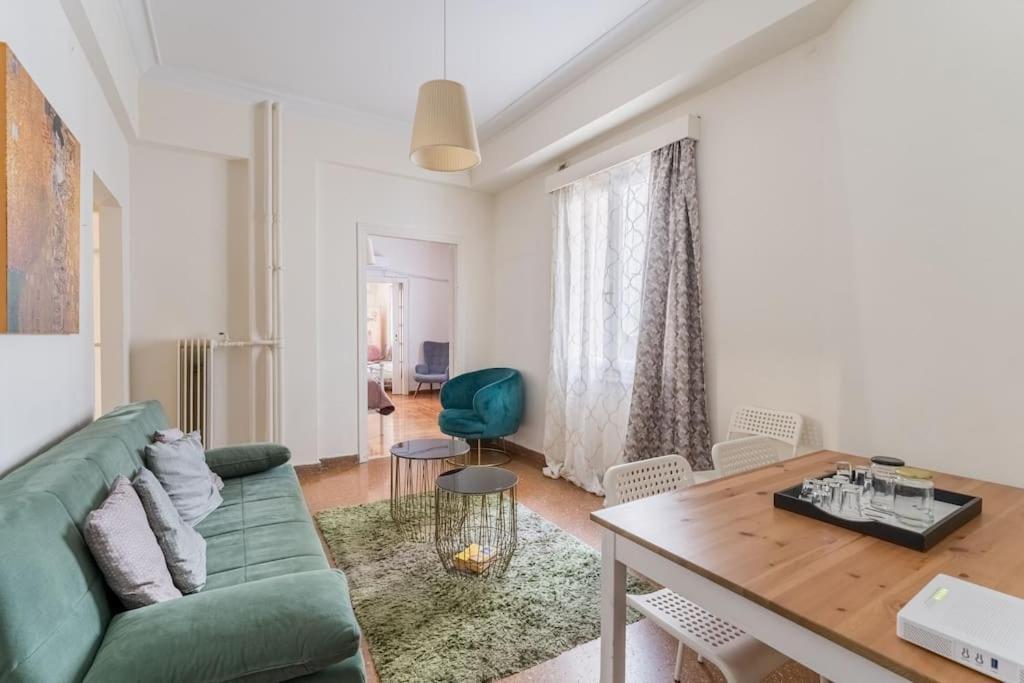 Amazing 3Bdr Apt With Unique Roof Garden In Plaka Athens Luaran gambar